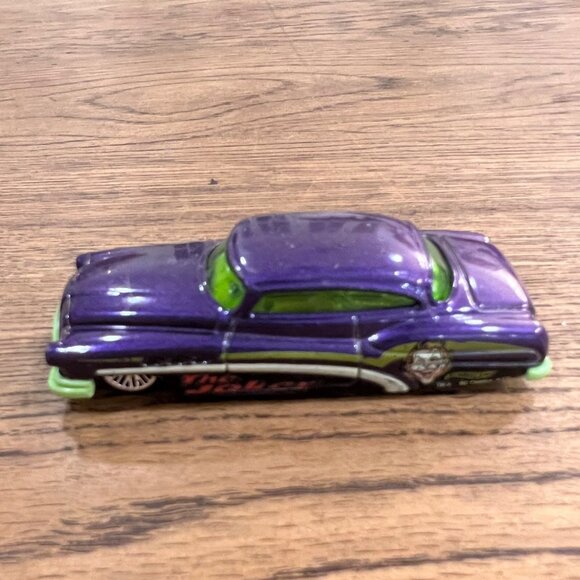 2000 Mattel So Fine The Joker Purple 1952 53 Buick DC Comics Batman - Picture 1 of 5